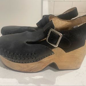 Free People Clogs